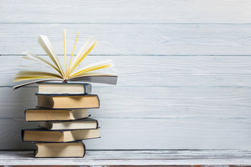 做一份有关防溺水的手抄报 防溺水的手抄报